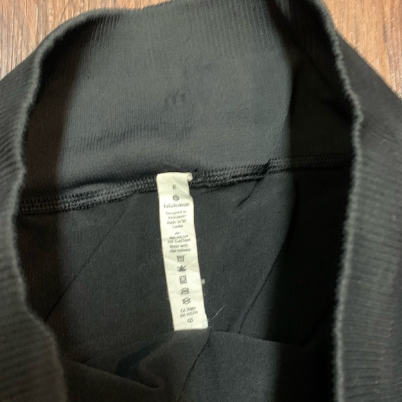 lululemon athletica cropped ruched leggings - Picture 4 of 7